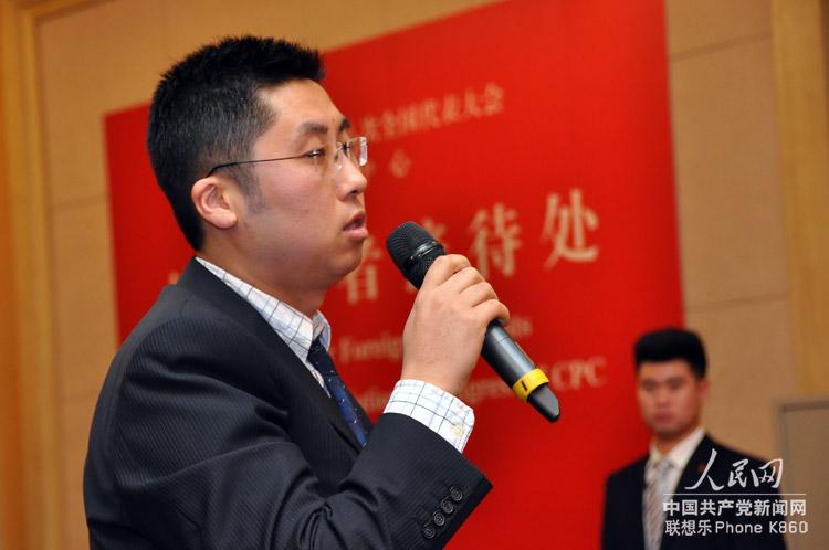 中央電視臺、央視網、中國網絡電視臺記者（人民網 張啟川 攝）
