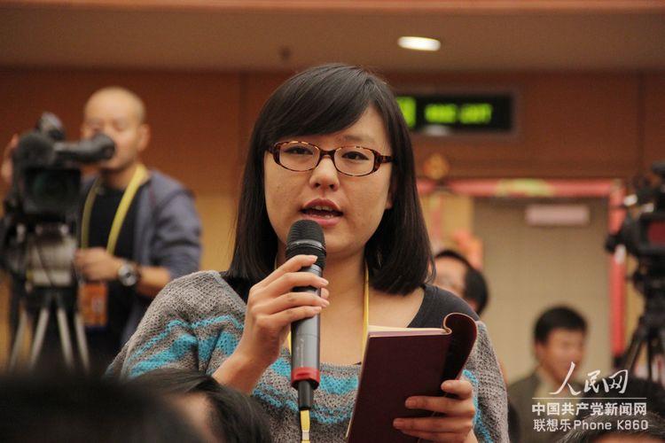 香港文匯報(bào)記者現(xiàn)場提問（人民網(wǎng)記者 毛雷 攝）