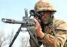 愛(ài)軍精武篇：武狀元背后的“推手”
　　當(dāng)王哲奪得金牌的瞬間，臺(tái)下有一個(gè)人比他還激動(dòng)，他就是降巴克珠，戰(zhàn)友們戲稱他是王哲連奪兩冠的幕后推手。