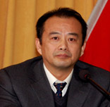 中共中央黨校教授謝志強成立改革領導小組是改革系統性艱巨性的必然要求　　中央成立以習近平為組長的全面深化改革領導小組，是落實十八屆三中全會決定的具體行動，它充分表明了中央堅定不移扎實推進改革的堅強決心，是對全黨全國人民呼喚改革、盼望改革的一份堅定承諾，是未來實踐改革、全面改革、深化改革的堅強組織保障。