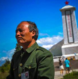 陳俊貴這個老兵叫陳俊貴，1979年9月入伍。當兵不到一年就隨部隊來到新疆天山深處，加入到修筑天山獨庫公路的任務中。這一年，他20歲。1980年4月8日，因施工部隊被暴風雪圍困，班長鄭林書奉命帶領陳俊貴等３名戰士向駐守在山下的部隊送信，不料被大雪圍困。