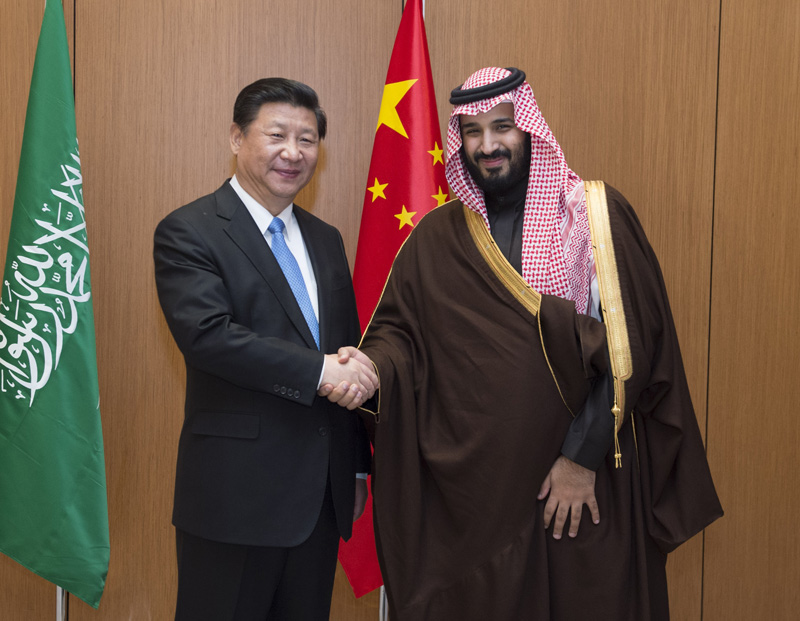 1月19日，國家主席習近平在利雅得會見沙特阿拉伯王儲繼承人穆罕默德。新華社記者 王曄 攝