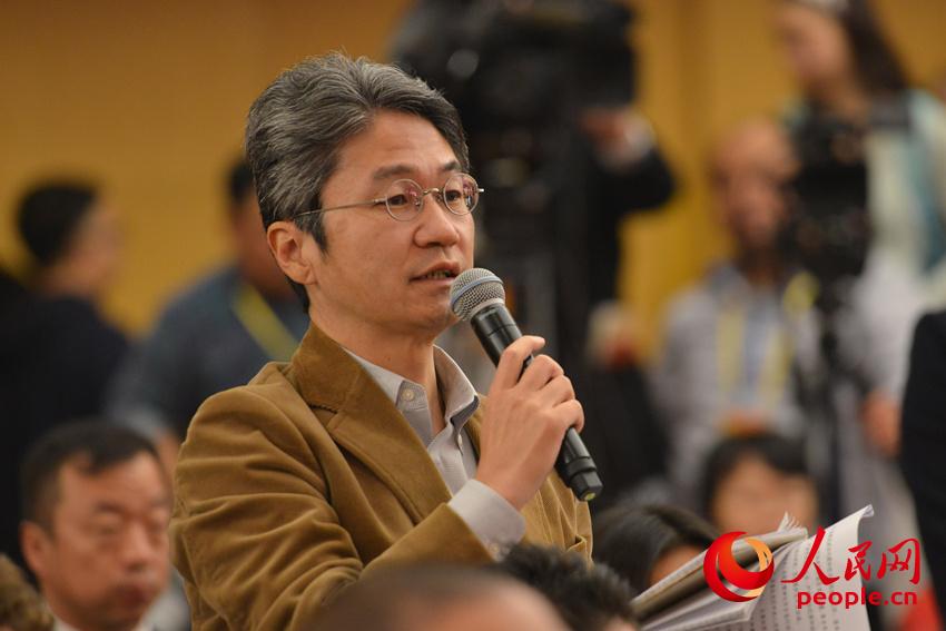 圖：日本經濟新聞社記者提問