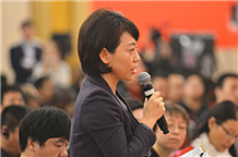 中央電視臺(tái)記者提問(wèn)