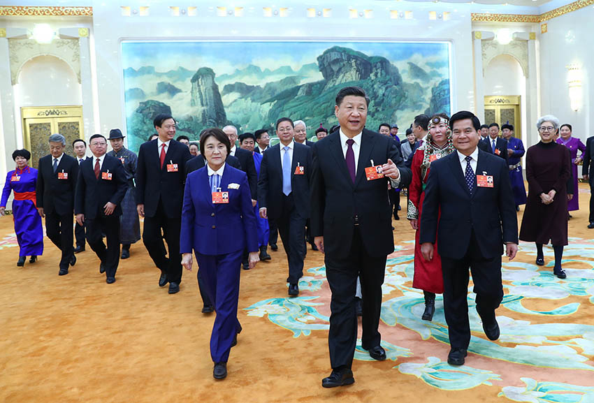 2018年3月5日，中共中央總書記、國家主席、中央軍委主席習近平參加十三屆全國人大一次會議內蒙古代表團的審議。 新華社記者 謝環馳 攝