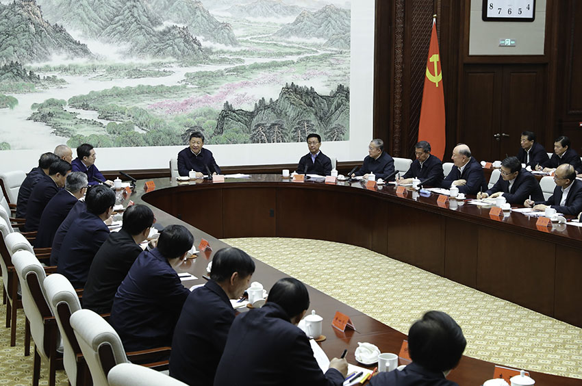 1月16日至18日，中共中央總書記、國(guó)家主席、中央軍委主席習(xí)近平在京津冀考察，主持召開京津冀協(xié)同發(fā)展座談會(huì)並發(fā)表重要講話。 新華社記者 謝環(huán)馳 攝
