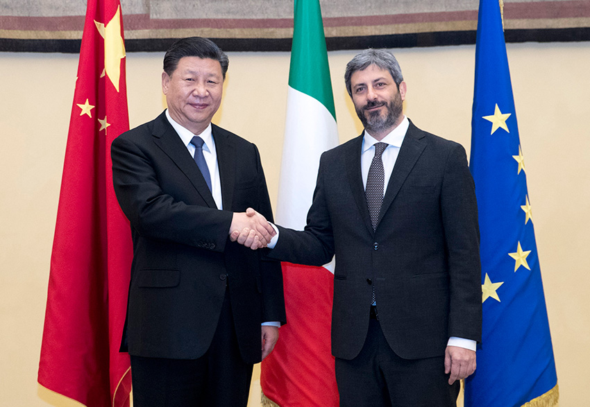 3月22日，國家主席習(xí)近平在羅馬會見意大利眾議長菲科。 新華社記者 王曄 攝