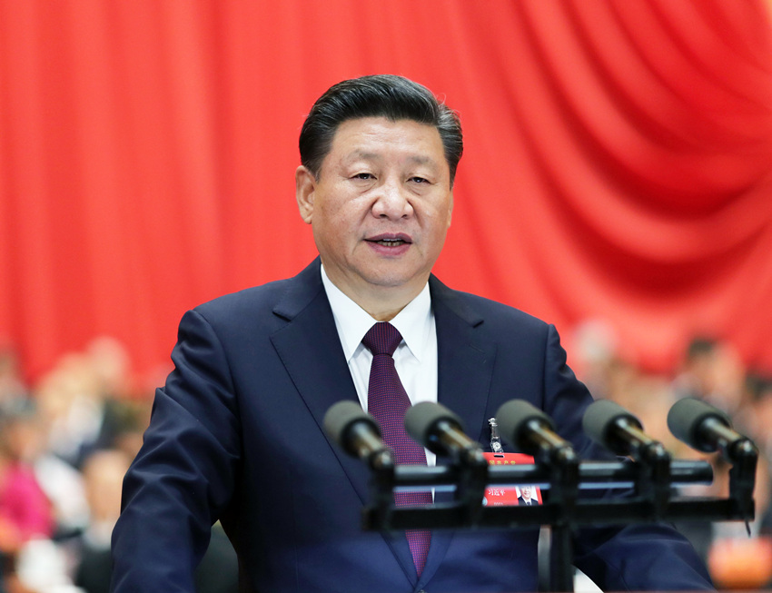 2017年10月18日，中國(guó)共產(chǎn)黨第十九次全國(guó)代表大會(huì)在北京人民大會(huì)堂開幕。習(xí)近平代表第十八屆中央委員會(huì)向大會(huì)作報(bào)告。新華社記者 鞠鵬 攝