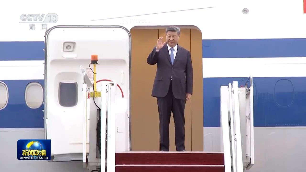 習近平抵達吉隆坡對馬來西亞進行國事訪問