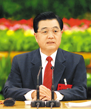 中國共產(chǎn)黨第十六屆中央委員會第六次全體會議于10月8日至11日在北京舉行。全會由中央政治局主持,中央委員會總書記胡錦濤作了重要講話。
新華社記者 蘭紅光 攝