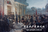 　　一九二七年大革命失敗后，周恩來擔任中共中央政治局臨時常務委員會委員、中共前敵委員會書記，同賀龍、葉挺、朱德、劉伯承等同志一起領導發動八一南昌起義，打響了武裝反抗國民黨反動派的第一槍，中國共產黨領導的人民軍隊從此誕生。圖為：八一南昌起義的油畫照