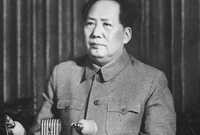 毛澤東發表《懌於正確處理人民內鬘椄猼滌暋D》的N告,提出把正確處理人民內鬘椄犑@為黨和國家政治生活的主題。在我黨索社會主義建設道路的初期,這是兩篇具有重要意義的著作。圖為:1957年2月27日,毛澤東在最坨國務會議上作《懌於正確處理人民內鬘椄猼滌暋D》的N告