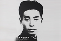 　　黨的六大以后，周恩來作為實際主持黨中央工作的領導人，在極端險惡的條件下，機智勇敢地保衛黨的中央機關，保護黨的大批領導骨干，發展黨在白區的秘密工作，支持工農武裝割據、紅軍和農村革命根據地，積極探索中國革命的正確道路，明確提出“鄉村中心”的思想。